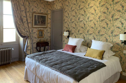 Chambre aux Oiseaux : chambre classique de maison bourgeoise à louer