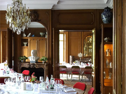 salon de réception pour organiser un séminaire d'entreprise ou un évènement sur-mesure