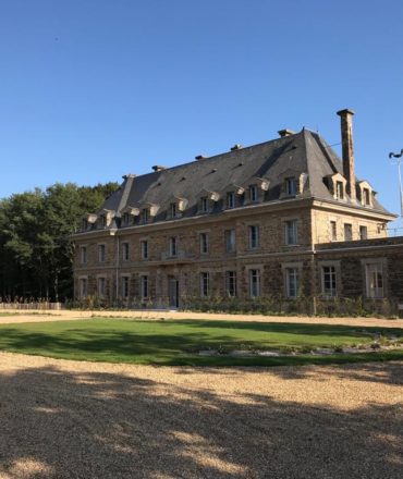 Espace extérieur du domaine d'exception à louer : La Richardière